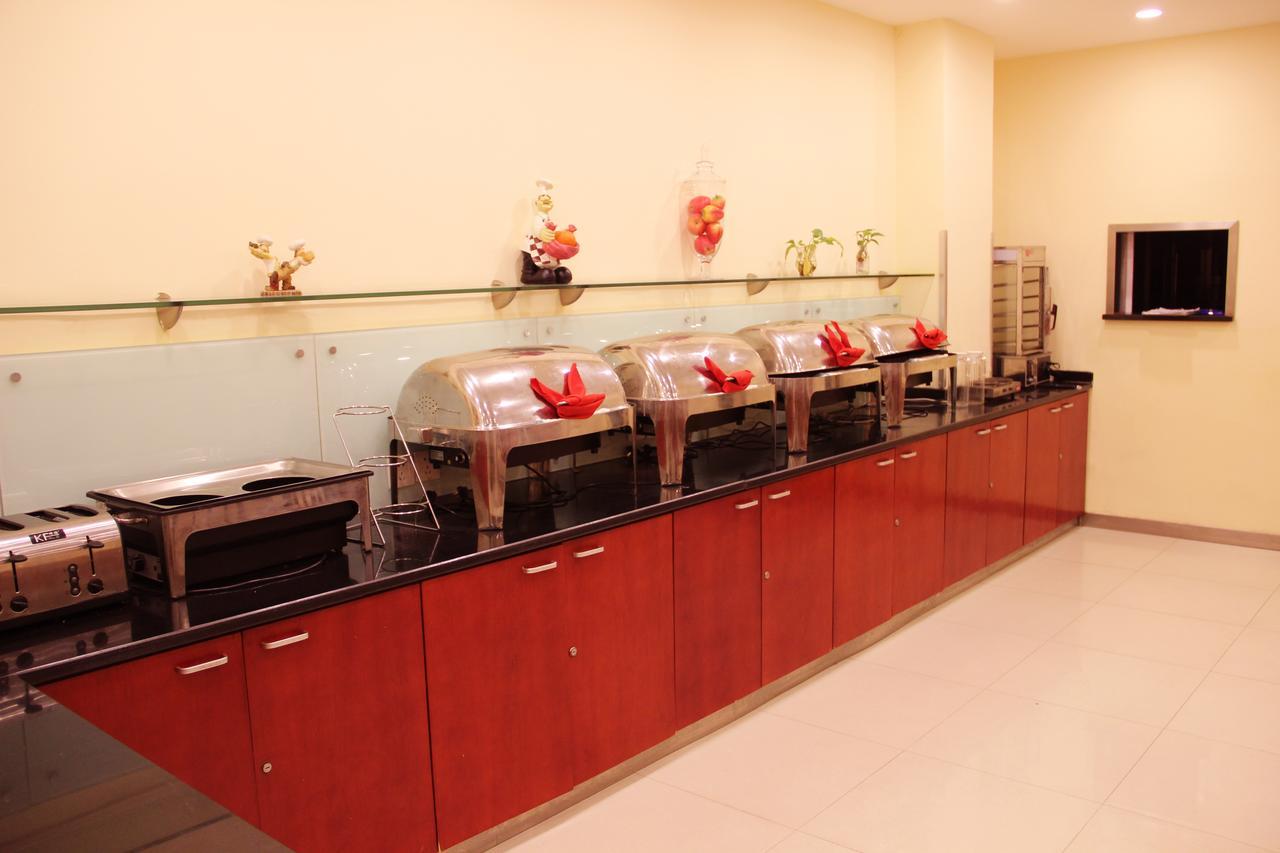 Hanting Express Shanghai Zhabei Park Branch Buitenkant foto